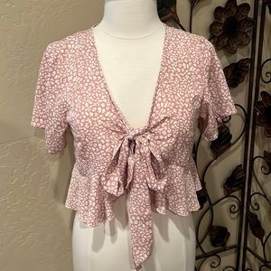 This cute blouse from SHEIN is cute and comfy. Fits with any outfit.